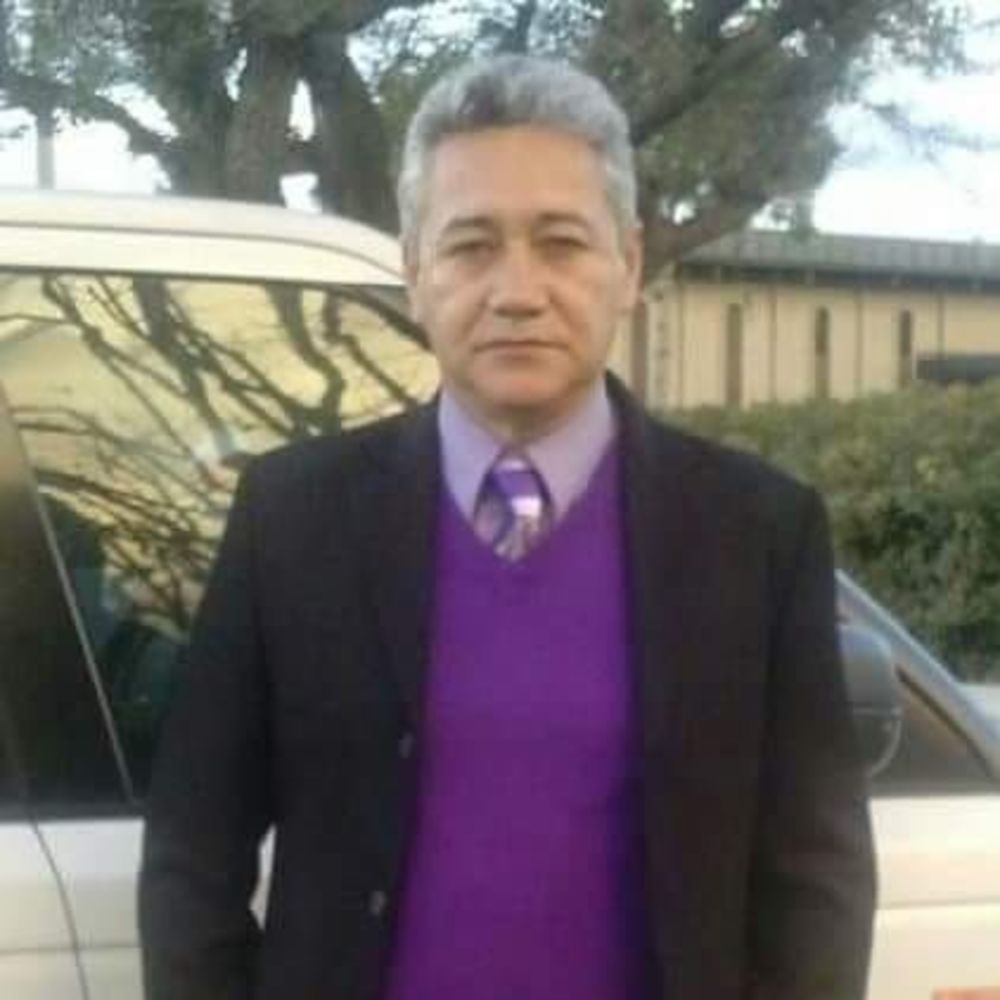 Meet your Posher, Eduardo